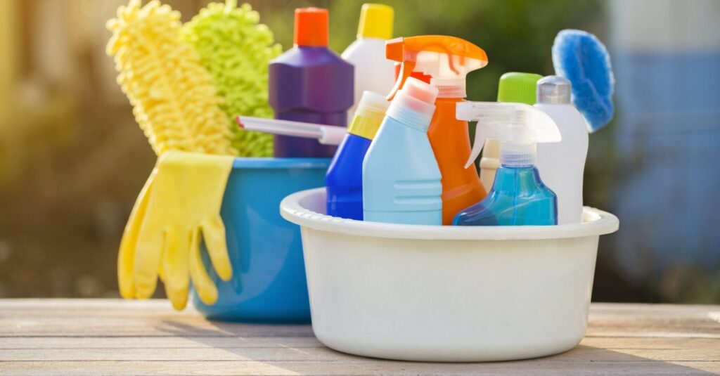 Image of cleaning products, relevant to comprehensive restaurant cleaning guide